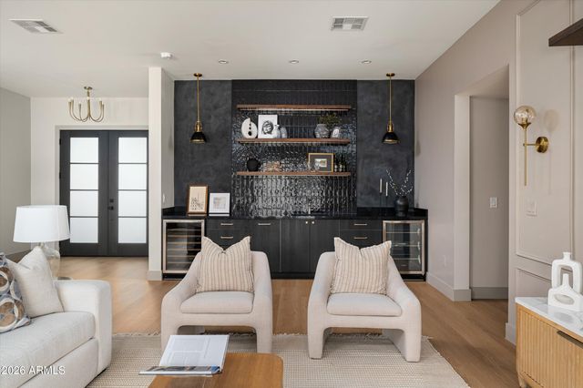 7121 E LARKSPUR Drive, Scottsdale, AZ 85254