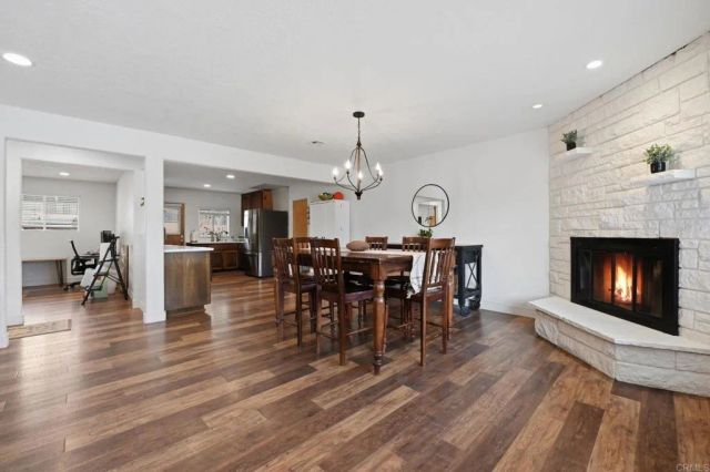 2265 Warmlands Avenue, Vista, CA 92084