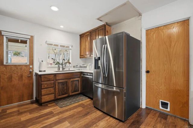 2265 Warmlands Avenue, Vista, CA 92084