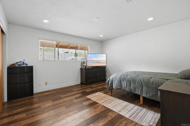 2265 Warmlands Avenue, Vista, CA 92084