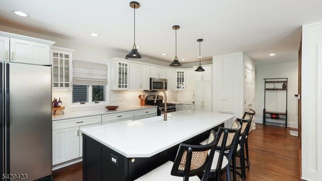 156 Mohawk Dr, Cranford Twp., NJ 07016