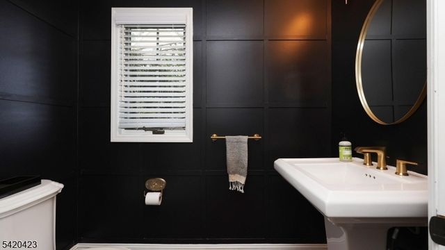 156 Mohawk Dr, Cranford Twp., NJ 07016