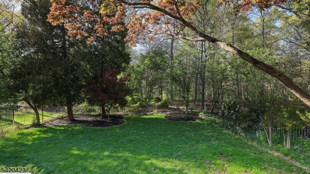 156 Mohawk Dr, Cranford Twp., NJ 07016