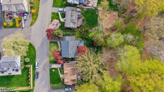 156 Mohawk Dr, Cranford Twp., NJ 07016