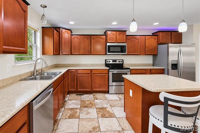 427 Sammy Lane, Caseyville, IL 62232