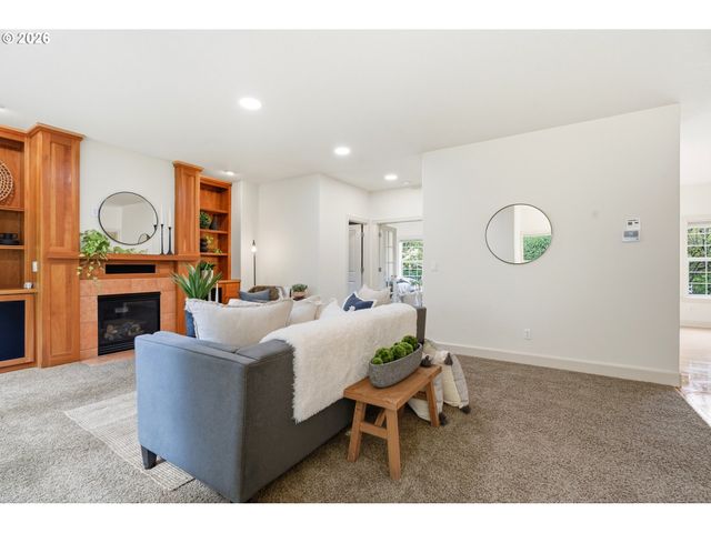 3291 RIDGE POINTE Dr, Forest Grove, OR 97116