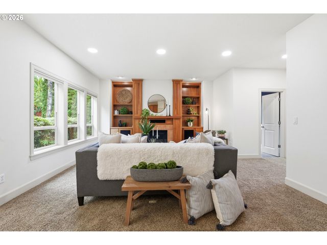 3291 RIDGE POINTE Dr, Forest Grove, OR 97116
