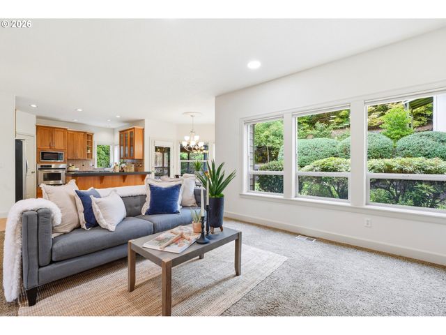 3291 RIDGE POINTE Dr, Forest Grove, OR 97116