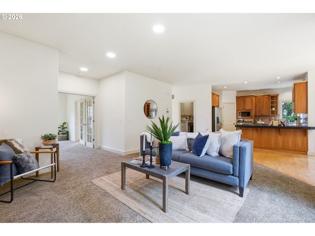 3291 RIDGE POINTE Dr, Forest Grove, OR 97116