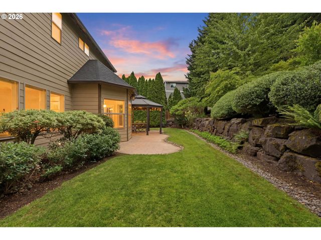 3291 RIDGE POINTE Dr, Forest Grove, OR 97116