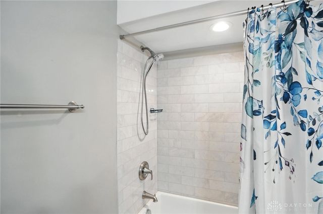 1589 Stonebury Court, Beavercreek Twp, OH 45385