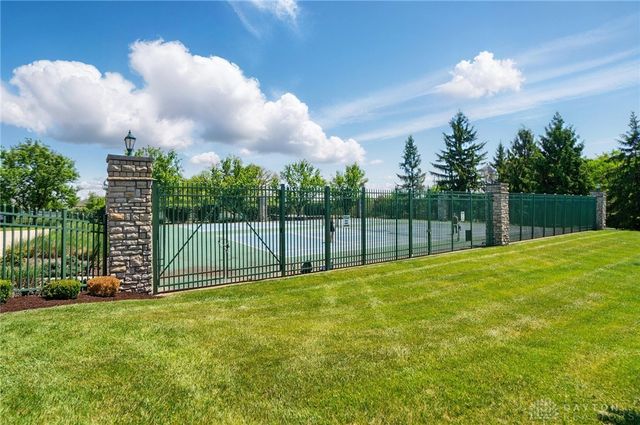 1589 Stonebury Court, Beavercreek Twp, OH 45385