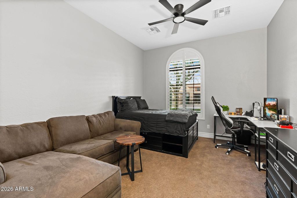 Image 46 of property listing at 18159 N 98TH Way, Scottsdale, AZ 85255