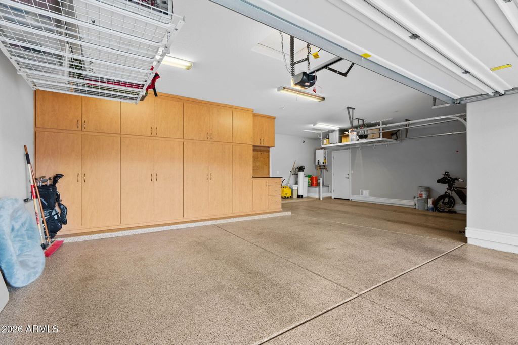 Image 55 of property listing at 18159 N 98TH Way, Scottsdale, AZ 85255