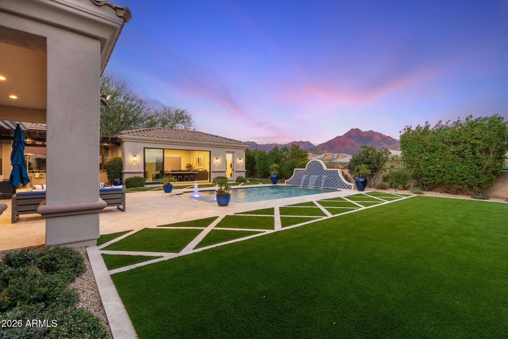 Image 61 of property listing at 18159 N 98TH Way, Scottsdale, AZ 85255