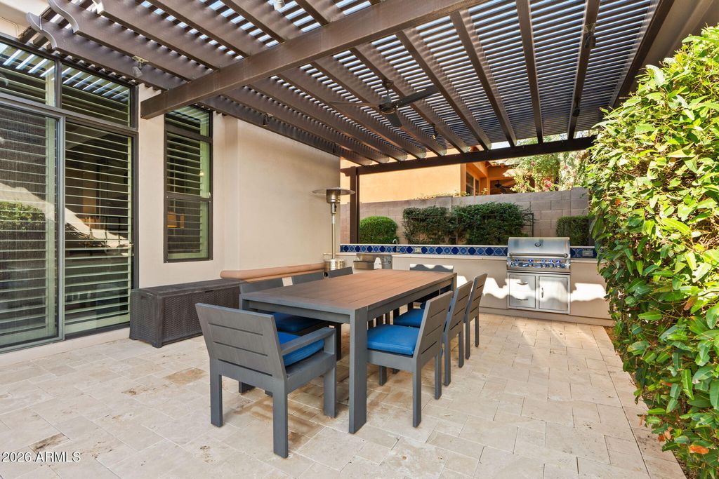 Image 65 of property listing at 18159 N 98TH Way, Scottsdale, AZ 85255