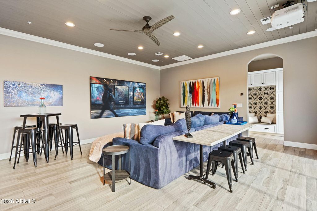 Image 70 of property listing at 18159 N 98TH Way, Scottsdale, AZ 85255