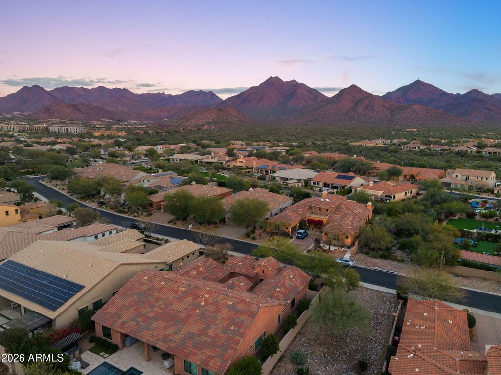 Image 78 of property listing at 18159 N 98TH Way, Scottsdale, AZ 85255