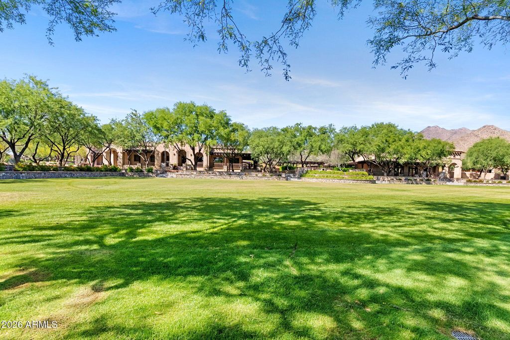 Image 87 of property listing at 18159 N 98TH Way, Scottsdale, AZ 85255