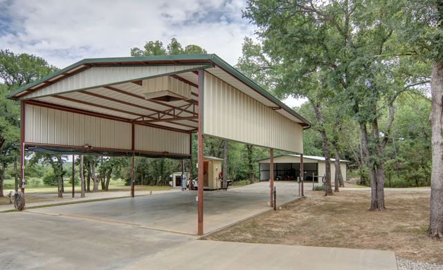 5845 Lazy Bend Road, Millsap, TX 76066