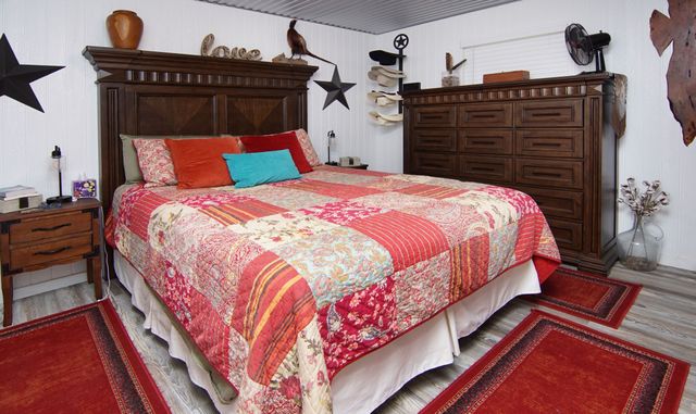 5845 Lazy Bend Road, Millsap, TX 76066