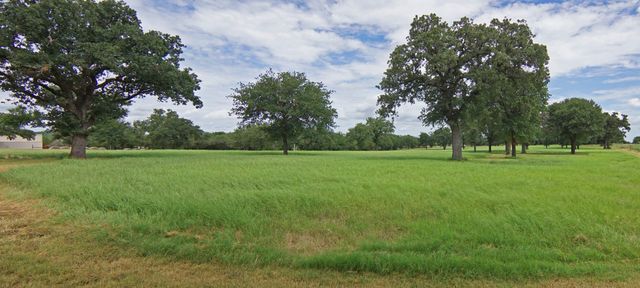 5845 Lazy Bend Road, Millsap, TX 76066