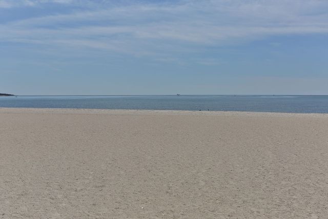 8 Jasmine Ln, Barnstable, MA 02601