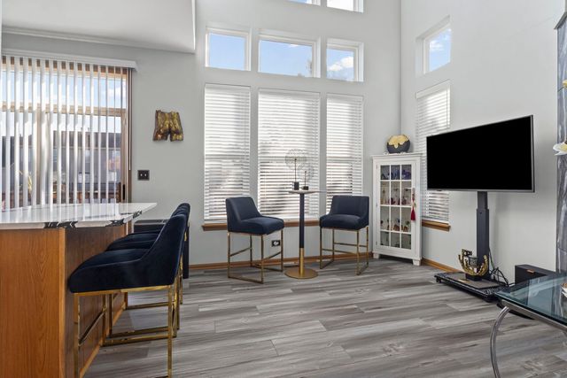 21617 Dogwood Road 112-5, Matteson, IL 60443