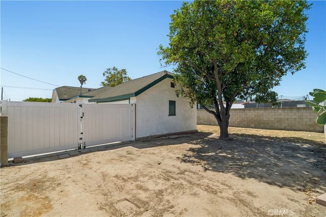 1667 N Lagoon Avenue, Wilmington, CA 90744
