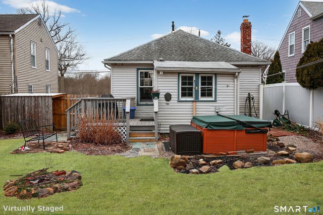 41 Grove Place, West Haven, CT 06516