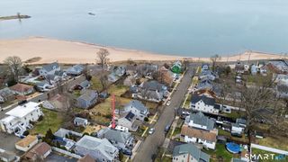 41 Grove Place, West Haven, CT 06516