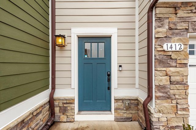 1412 Carderock Springs Dr, Gallatin, TN 37066