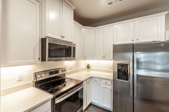 1412 Carderock Springs Dr, Gallatin, TN 37066