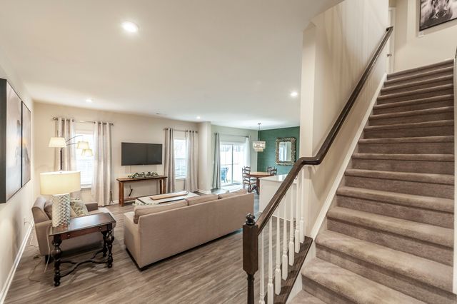 1412 Carderock Springs Dr, Gallatin, TN 37066