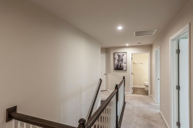 1412 Carderock Springs Dr, Gallatin, TN 37066