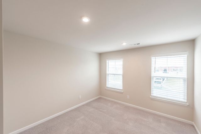 1412 Carderock Springs Dr, Gallatin, TN 37066