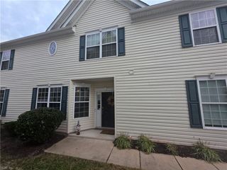 10 Frazier CT, Hampton, VA 23666