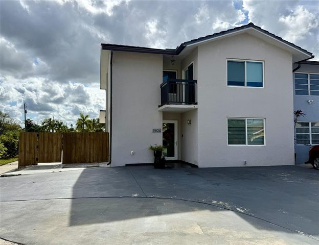 9404 SW 8th Ter, Miami, FL 33174