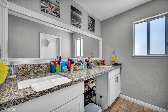5882 Rio Tinto Way, Las Vegas, NV 89110