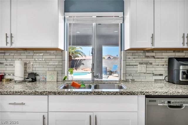5882 Rio Tinto Way, Las Vegas, NV 89110