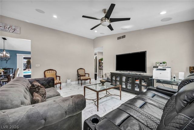 5882 Rio Tinto Way, Las Vegas, NV 89110