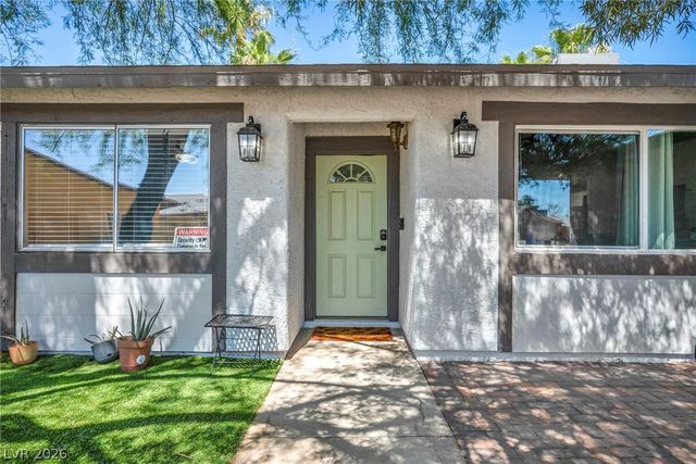 5882 Rio Tinto Way, Las Vegas, NV 89110
