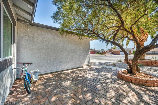 5882 Rio Tinto Way, Las Vegas, NV 89110