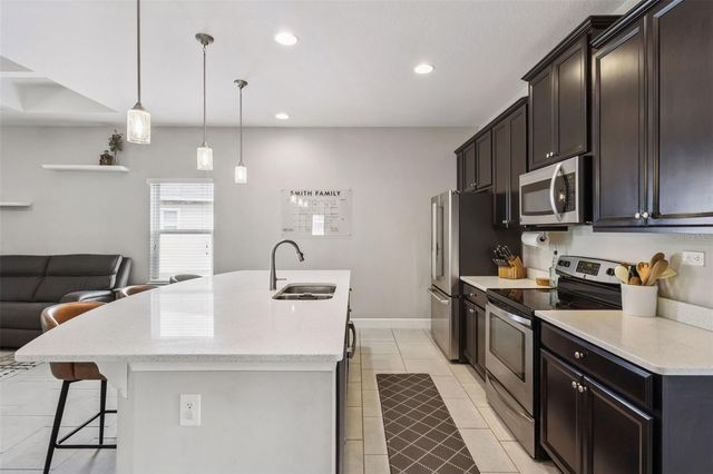 436 BELLISSIMO PLACE, Howey In The Hills, FL 34737