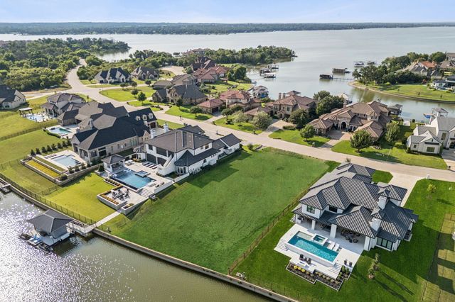 6137 Lakeside Drive, Fort Worth, TX 76179