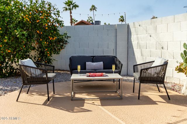 5202 E KAREN Drive, Scottsdale, AZ 85254