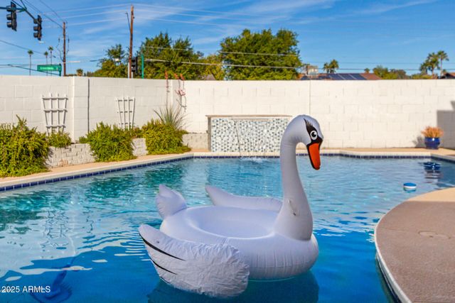 5202 E KAREN Drive, Scottsdale, AZ 85254