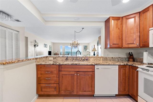 6460 MOURNING DOVE DRIVE 102, Bradenton, FL 34210
