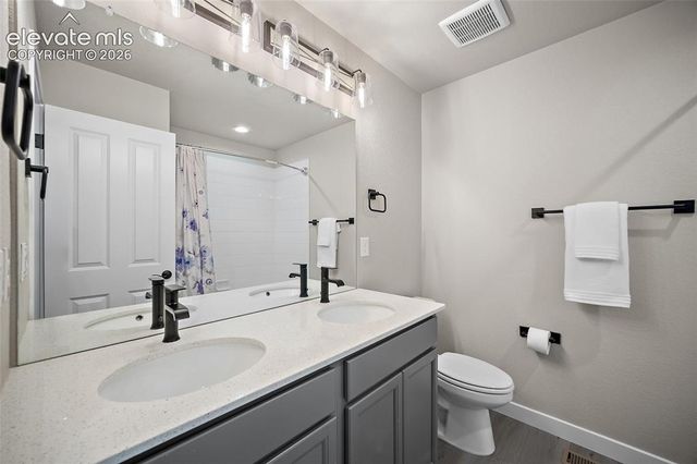 3938 Ryedale Way, Colorado Springs, CO 80922