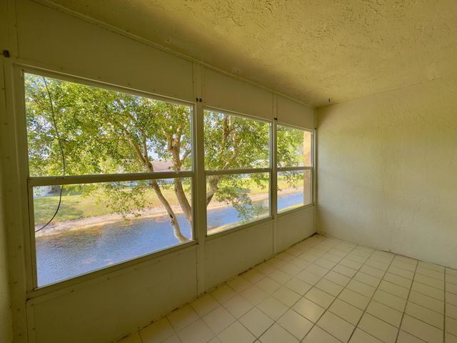 2800 Fiore Way 201, Delray Beach, FL 33445